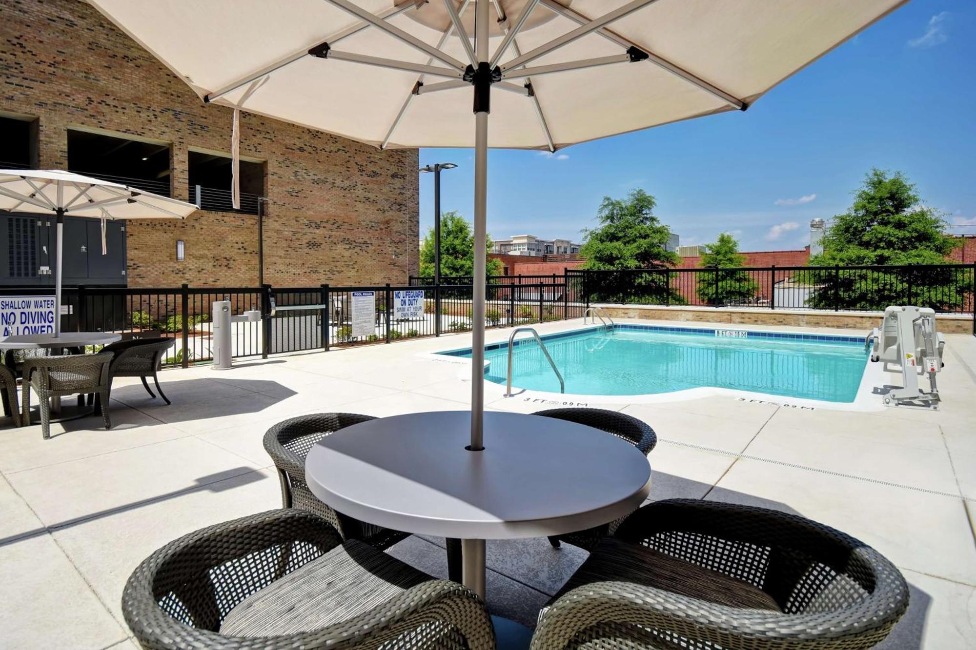 Homewood Suites By Hilton Greenville Downtown Exterior foto